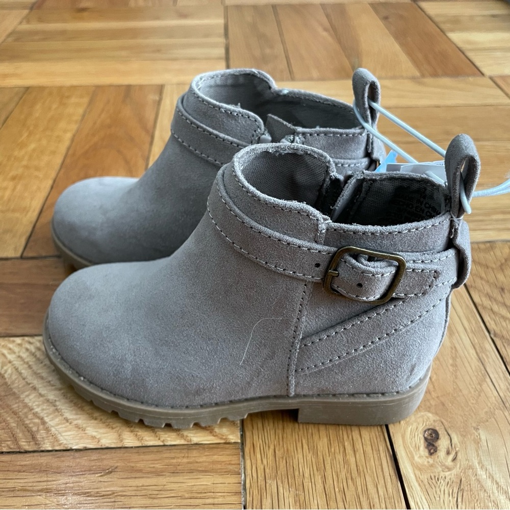 NWOT Toddler Booties - Picture 3 of 6